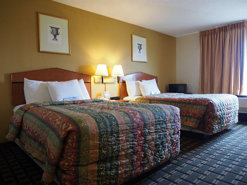 Days Inn By Wyndham Florence Cincinnati Area Exterior foto