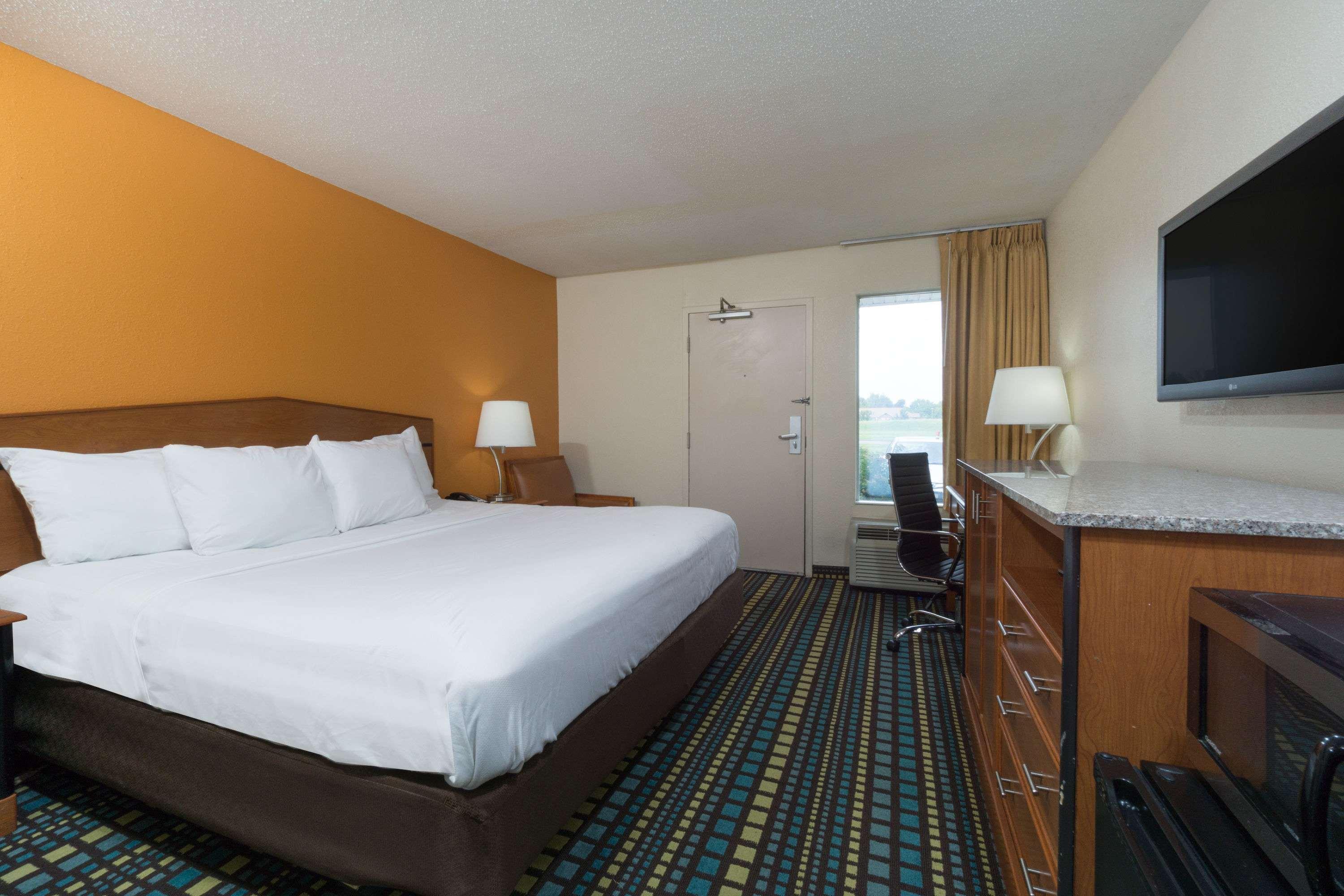Days Inn By Wyndham Florence Cincinnati Area Exterior foto